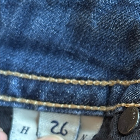 Hudson Jeans Blue Jean Shorts Frayed Hem Low Rise Size 26 - Picture 10 of 10